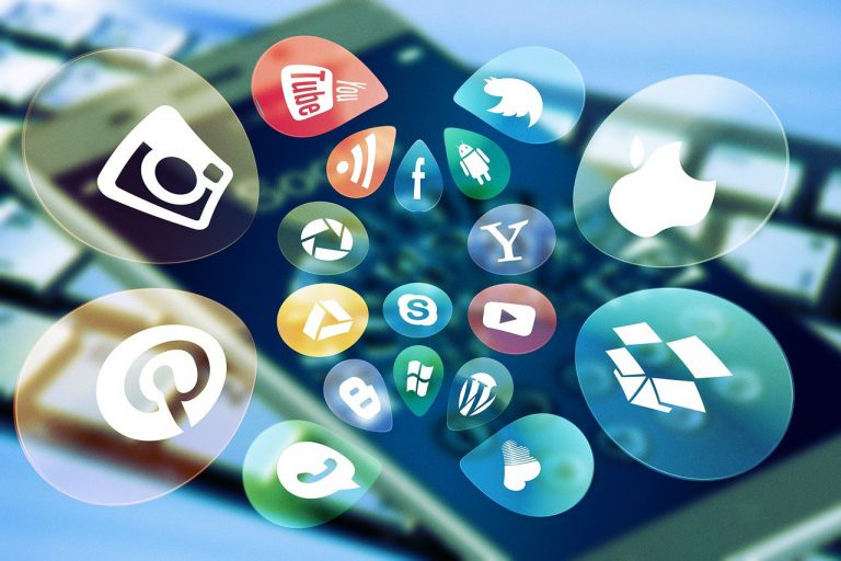Storytelling in Social Media